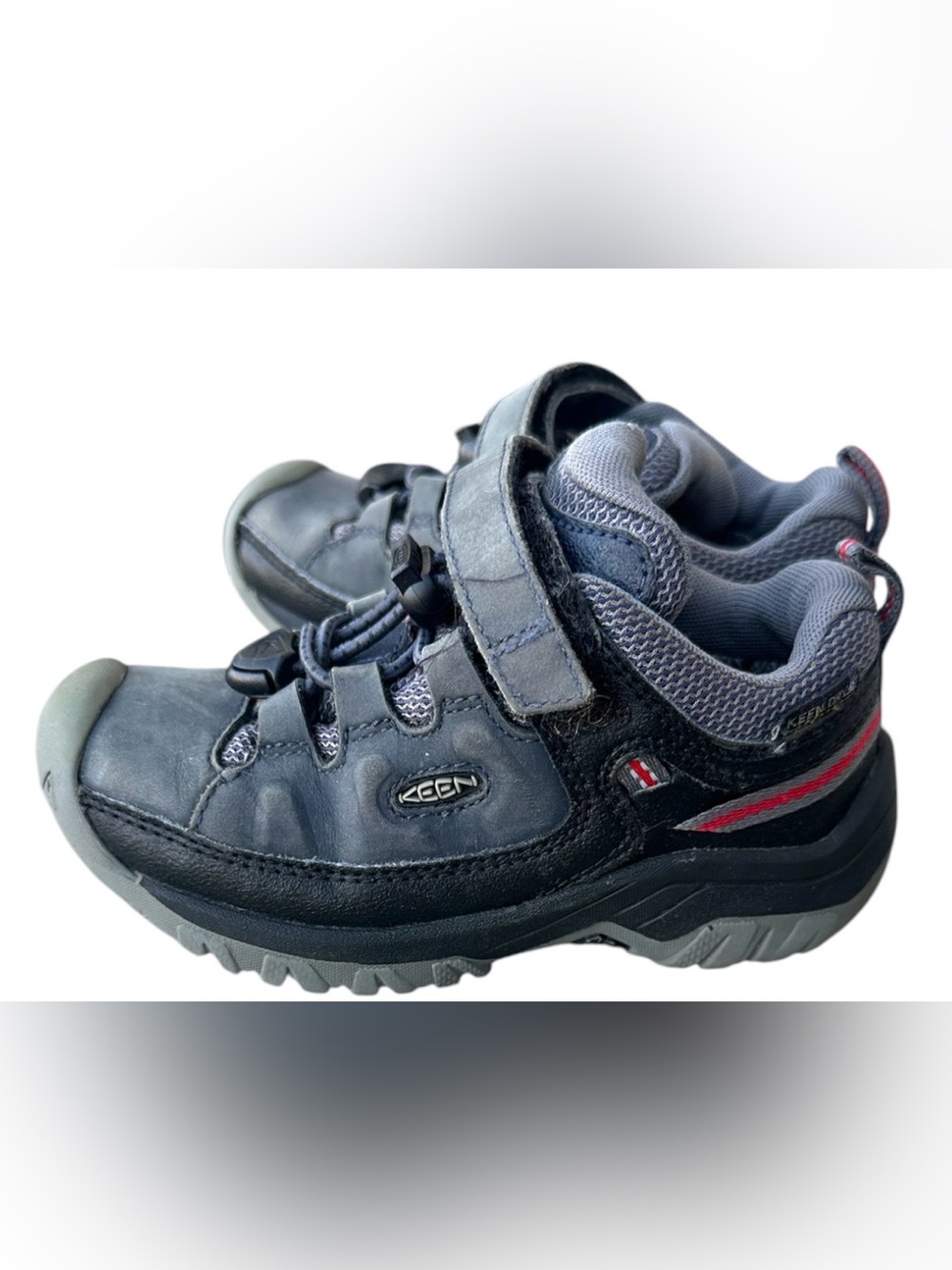 Keen child hiking shoes PREOWNED SIZE 9C toddler WORN